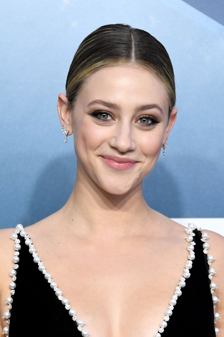 Lili Reinhart