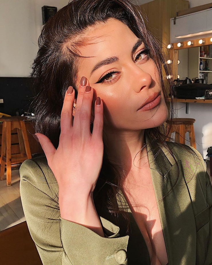 Inbar Lavi Inbar Lavi
