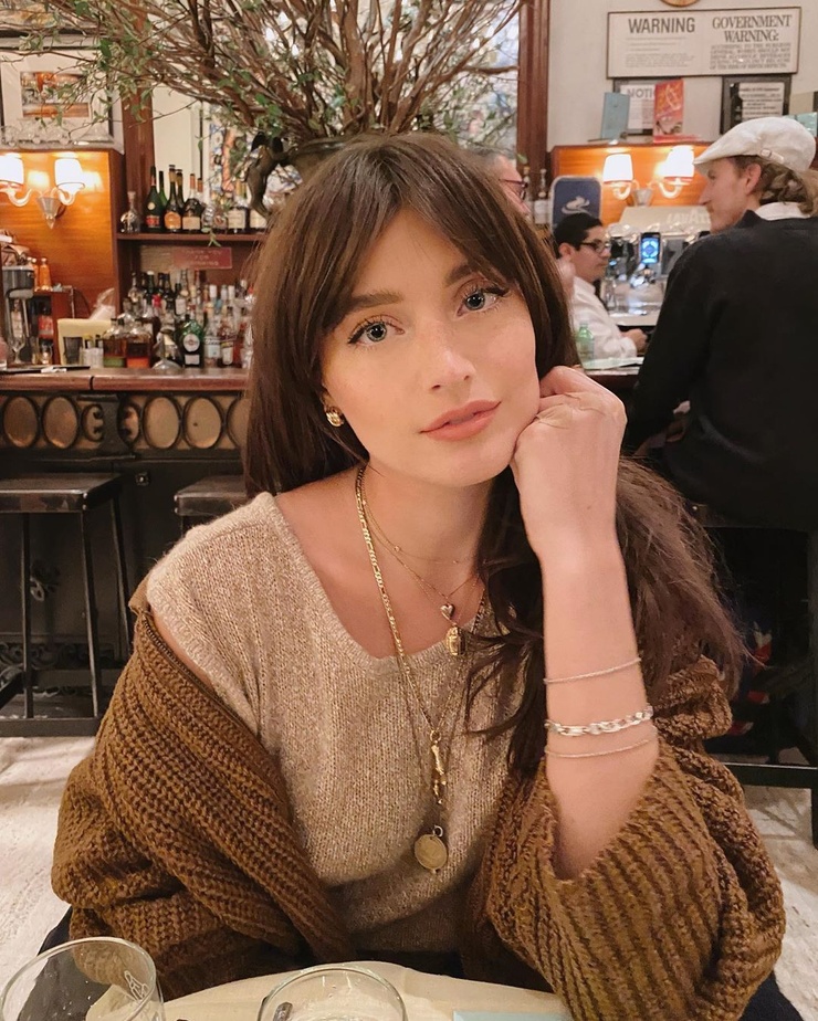 Jessica Clements Jessica Clements