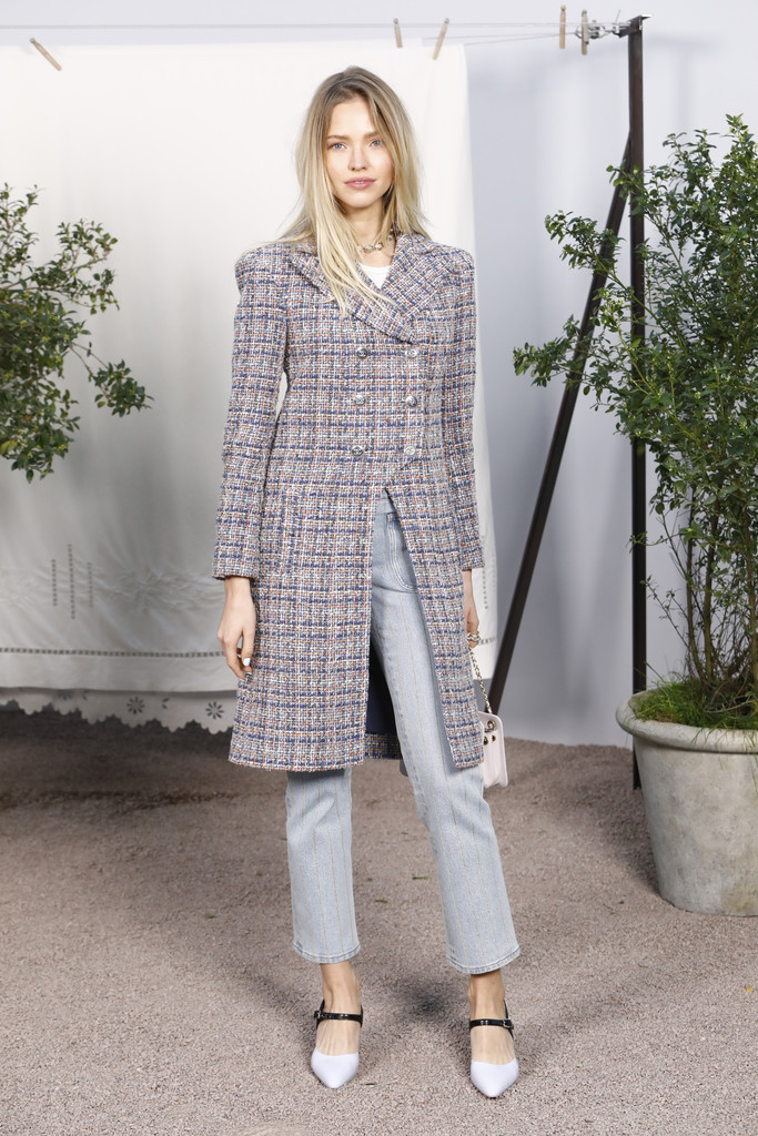 Sasha Luss Sasha Luss