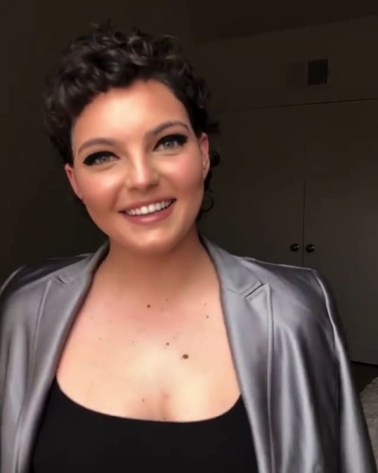 Camren Bicondova