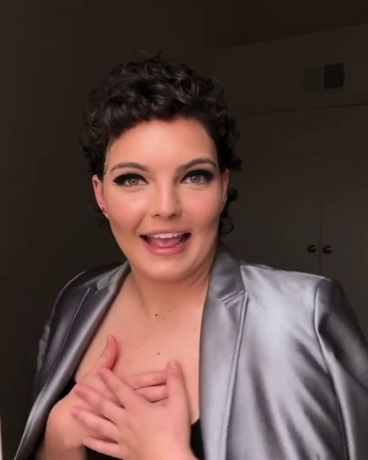 Camren Bicondova