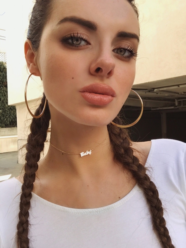 Diana Georgie Diana Georgie