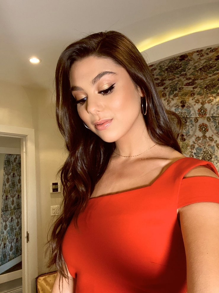 Kira Kosarin