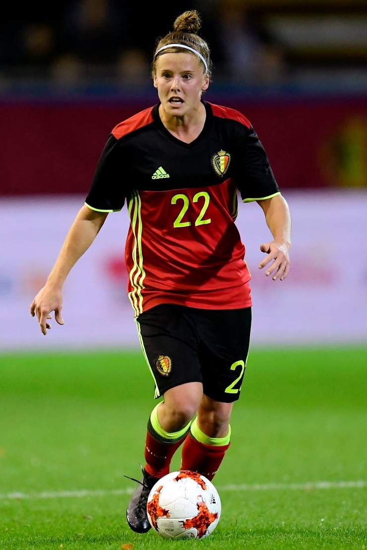 Laura Deloose