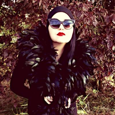 Tairrie B