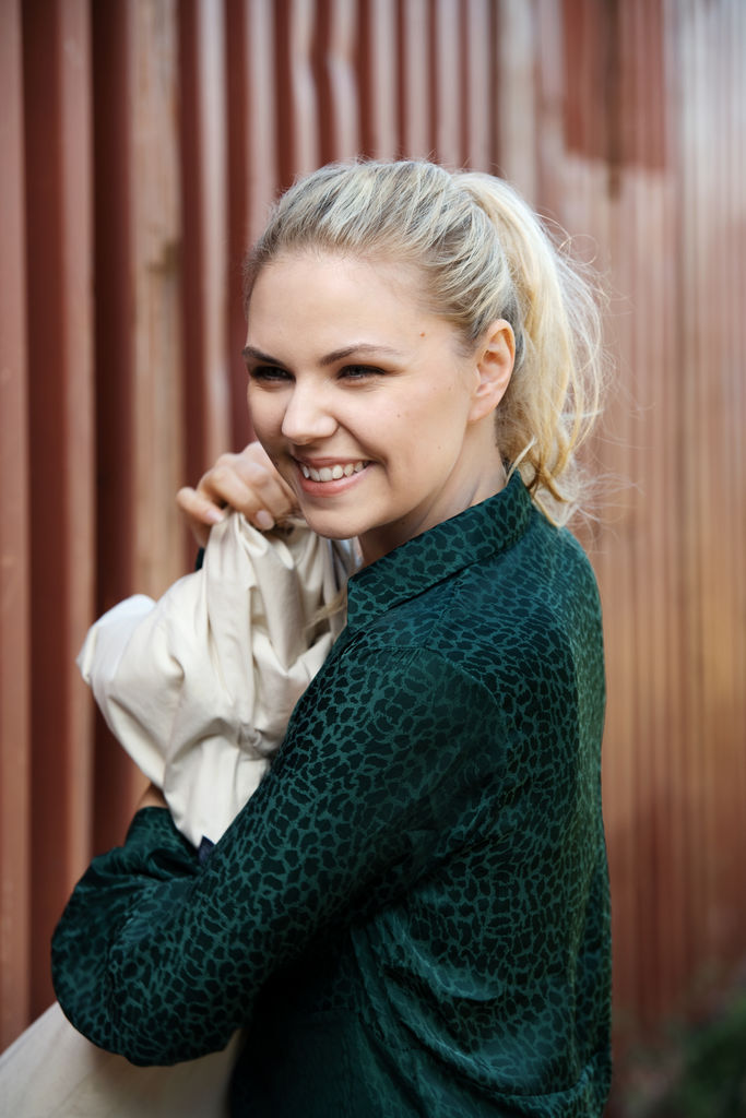RICARDA SEIFRIED RICARDA SEIFRIED