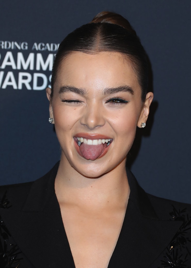 Hailee Steinfeld