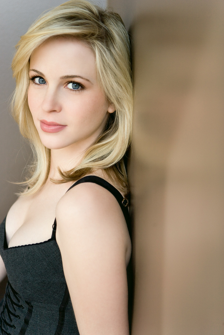 Amy Gumenick Amy Gumenick