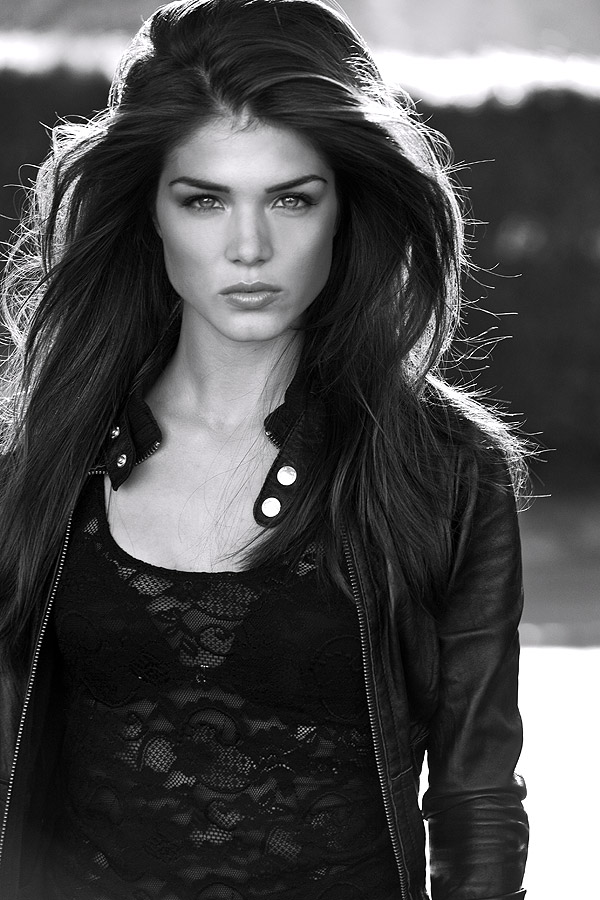 Marie Avgeropoulos Marie Avgeropoulos