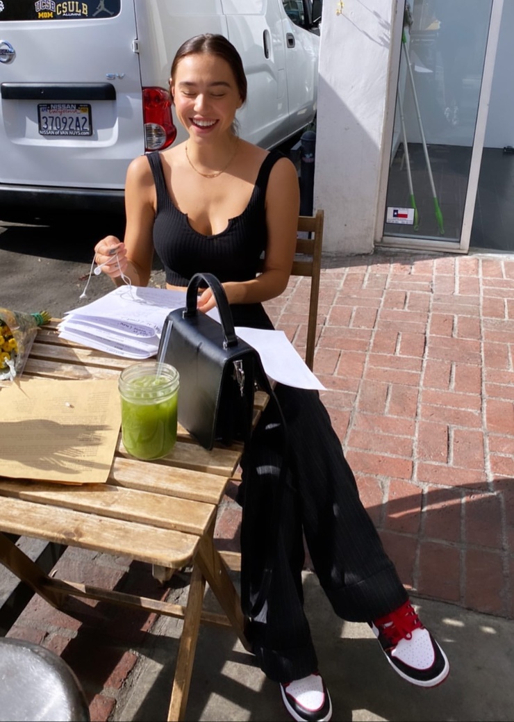 Alexis Ren