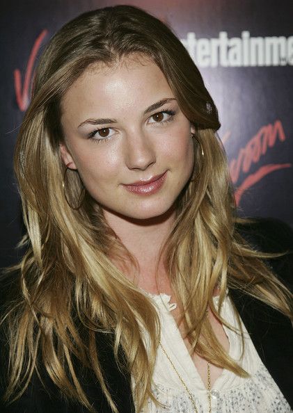 Emily VanCamp