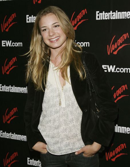 Emily VanCamp