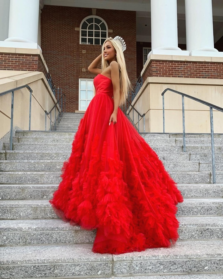 Katerina Rozmajzl Katerina Rozmajzl