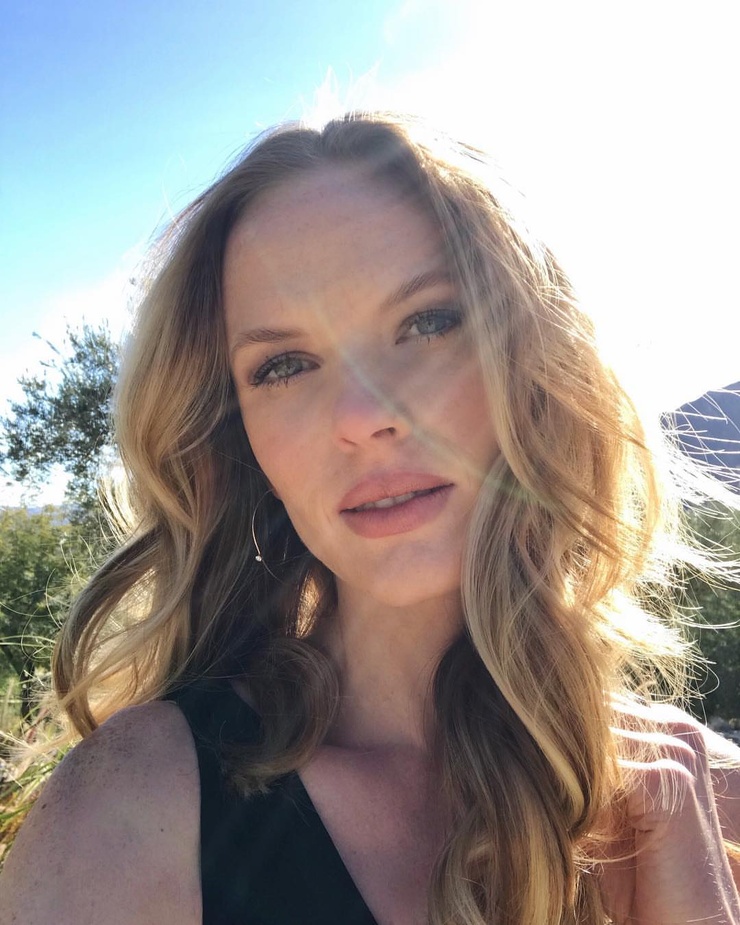 Anne Vyalitsyna