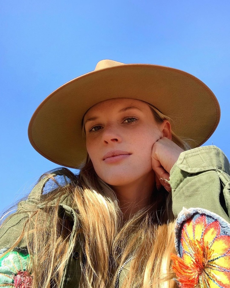Anne Vyalitsyna