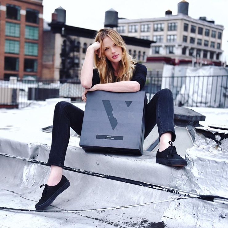 Anne Vyalitsyna