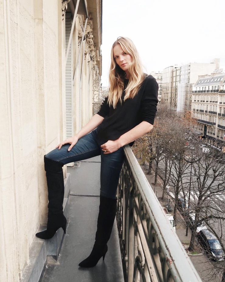 Anne Vyalitsyna Anne Vyalitsyna