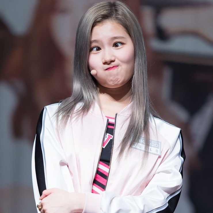 Picture of Minatozaki Sana