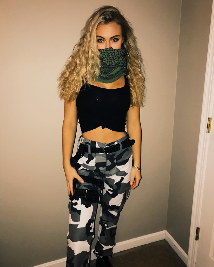 Isabella Alexander Isabella Alexander