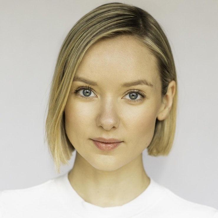 Alexandra Dowling Alexandra Dowling