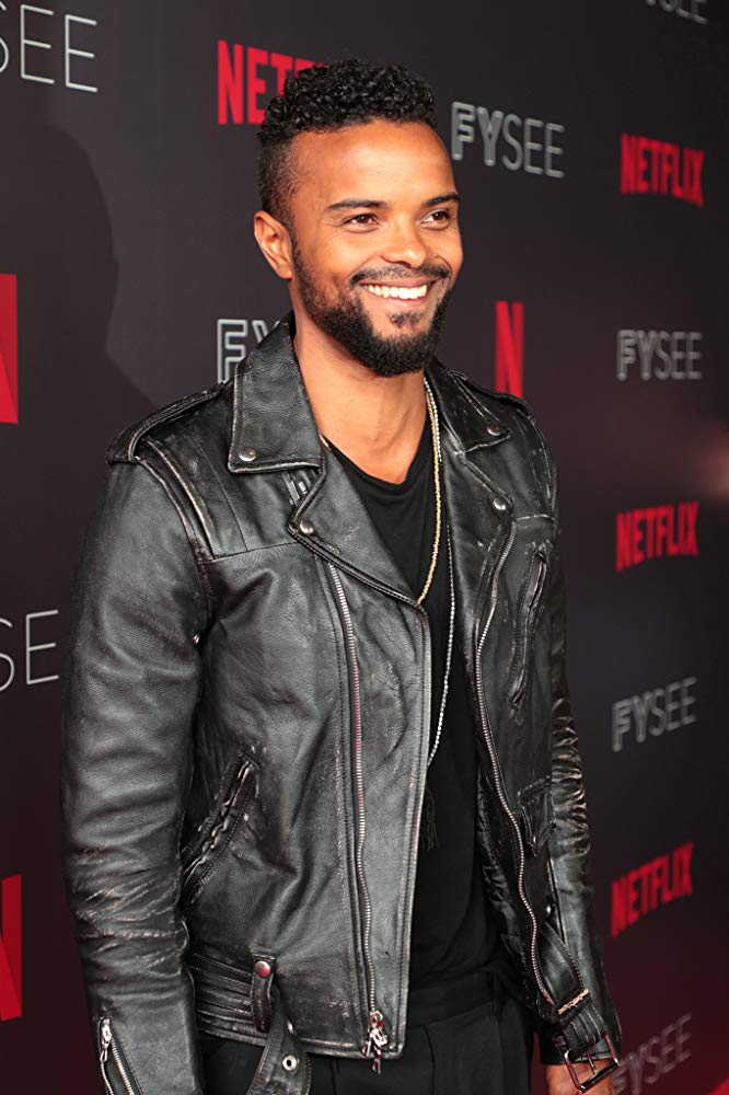 Eka Darville