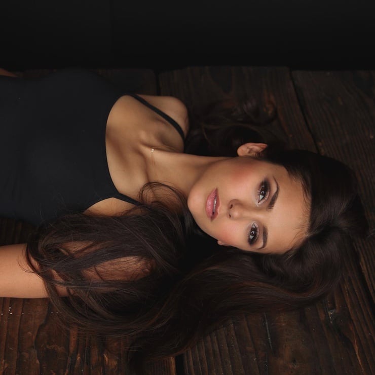 Nina Dobrev Nina Dobrev