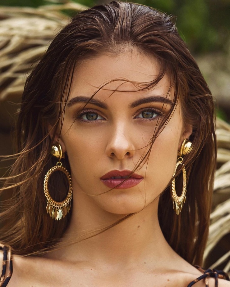 Carmella Rose Carmella Rose