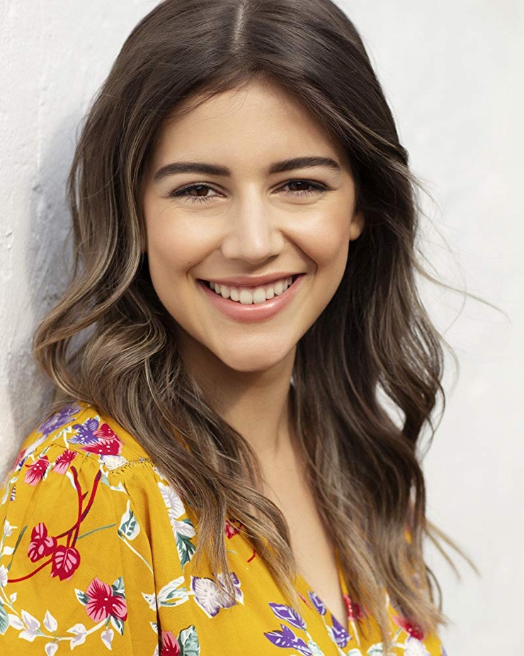 Tia Naris