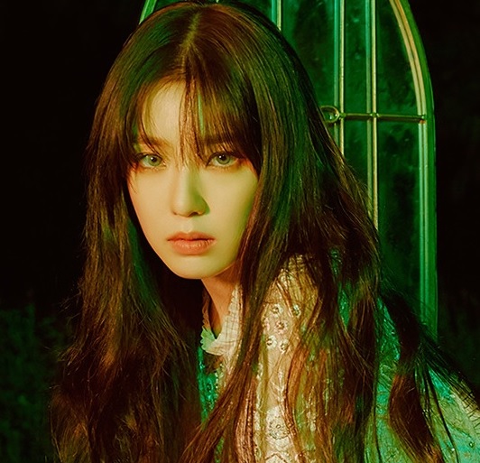 Irene (Bae Ju Hyun) Irene (Bae Ju Hyun)
