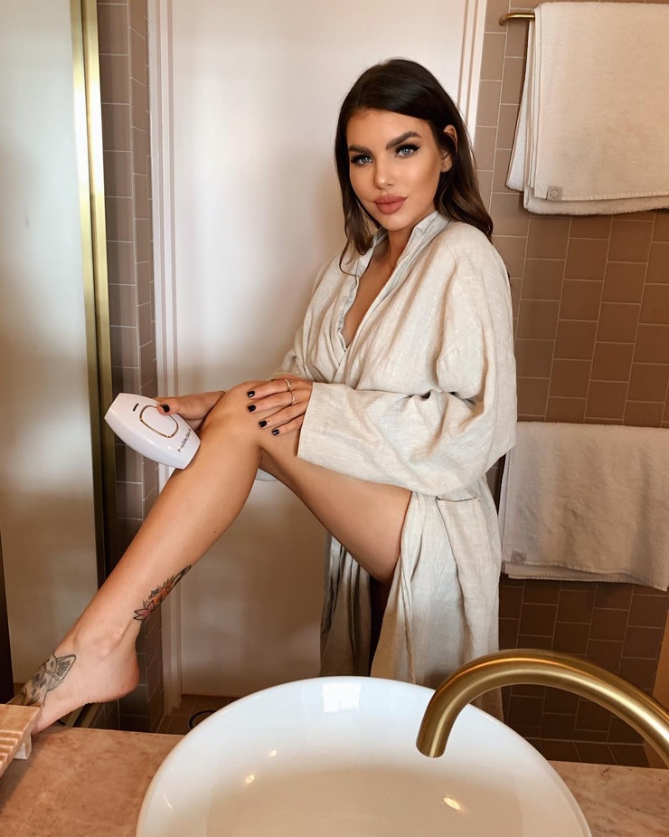 Nicole Thorne