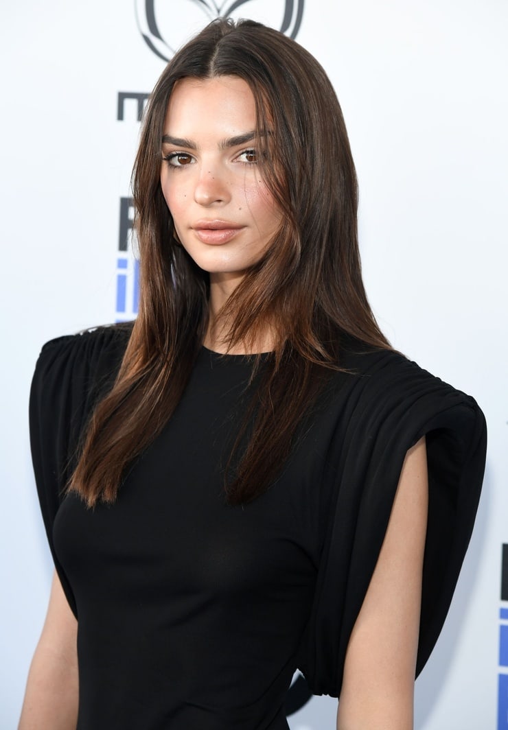 Emily Ratajkowski