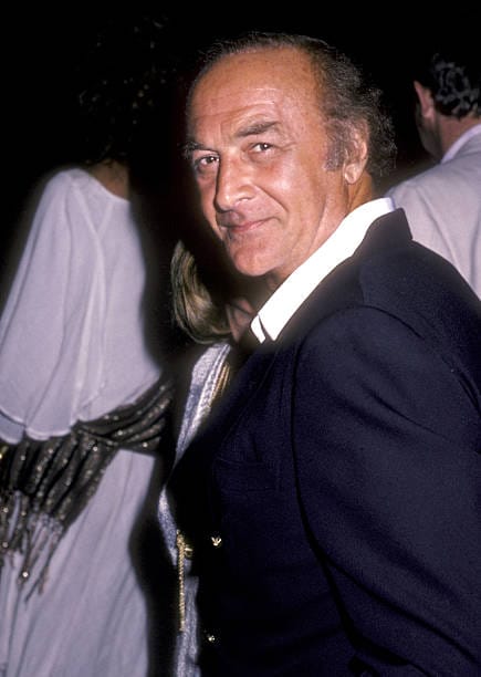 Robert Loggia