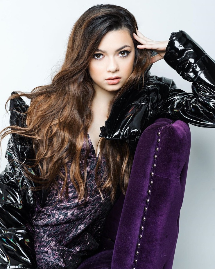 Nikki Hahn Nikki Hahn