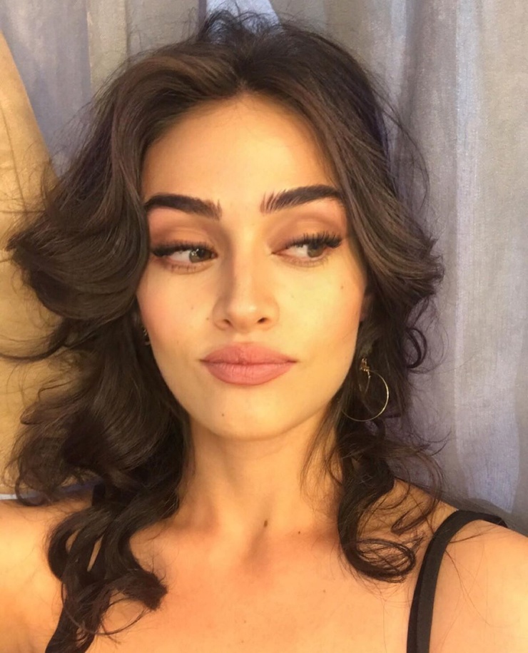 Esra Bilgiç Esra Bilgiç