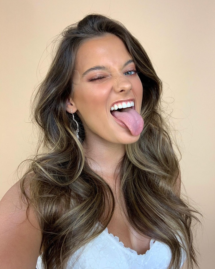 taya brooks