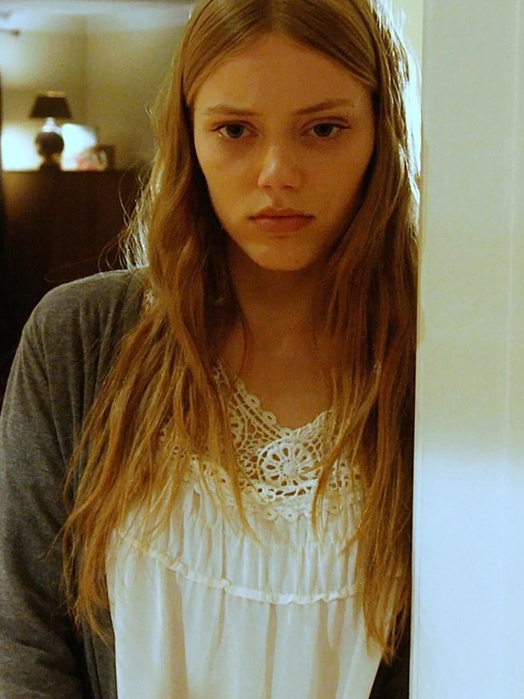 Grace Van Dien