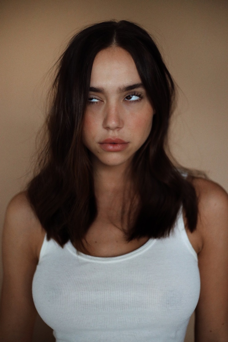 Alexis Ren Alexis Ren