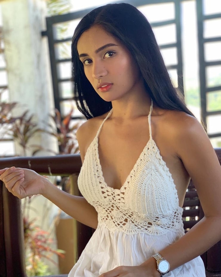 Nicole Guevarra Flores