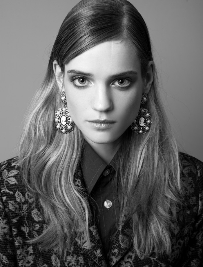 Noémie Schmidt Noémie Schmidt