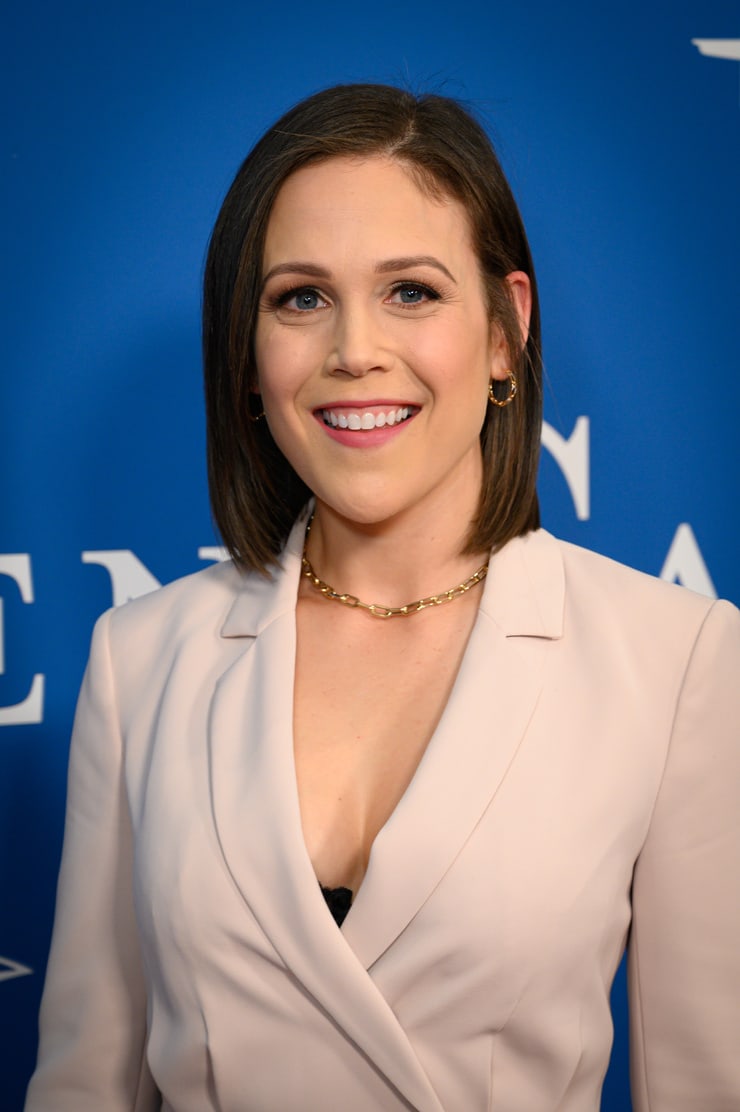 Erin Krakow