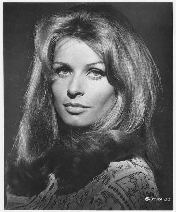 Senta Berger