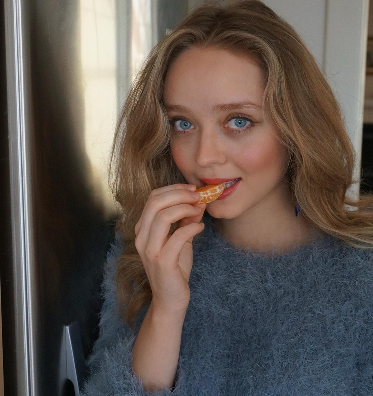Madeleine Arthur Madeleine Arthur