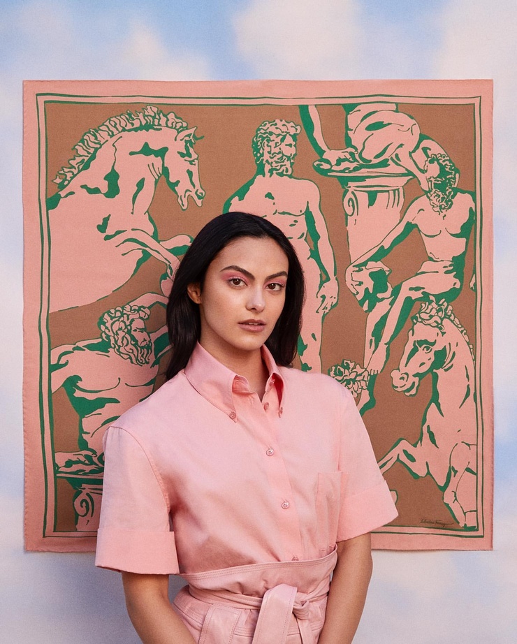 Camila Mendes