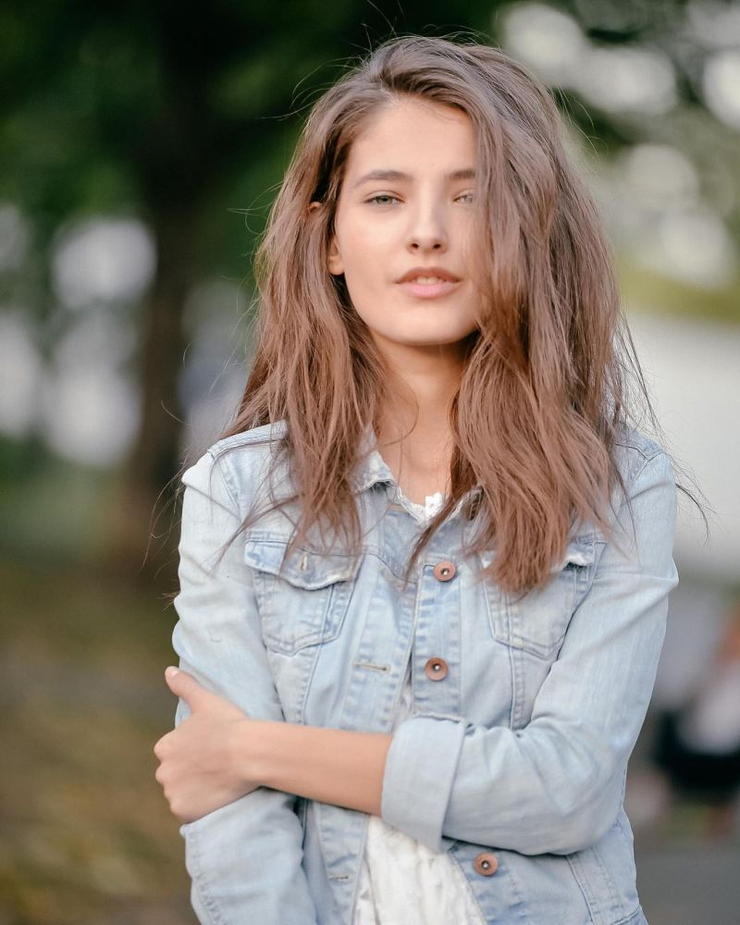 Sára Sandeva
