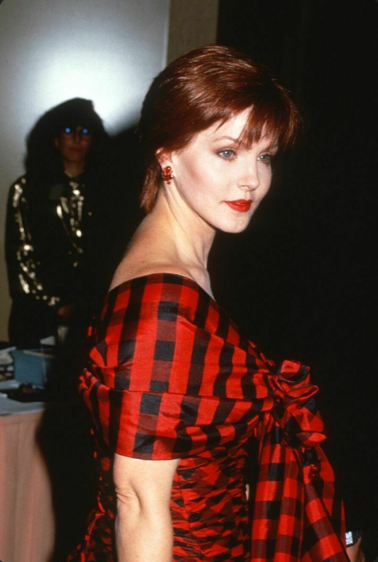 Priscilla Presley