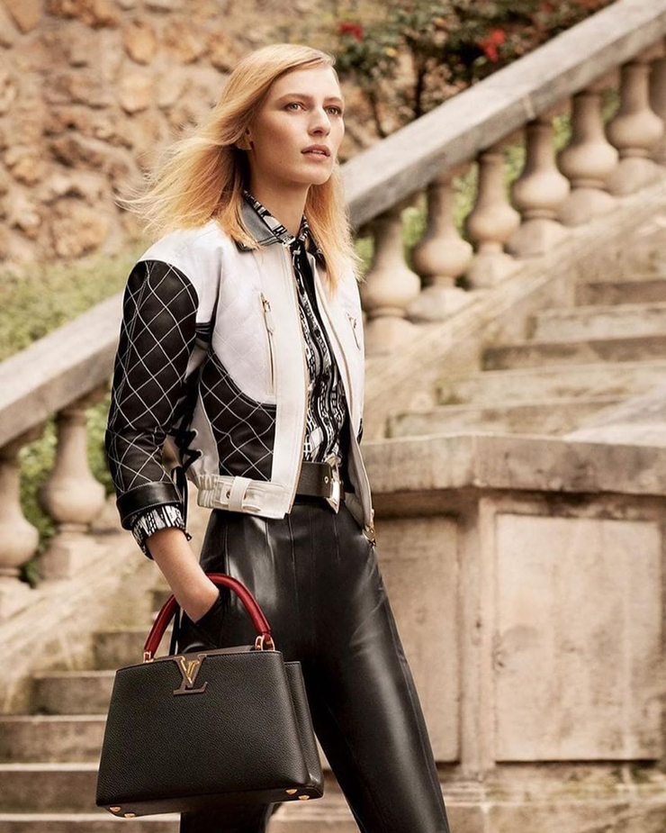 Julia Nobis Julia Nobis