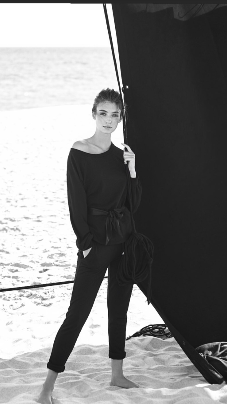 Lorena RAE Lorena RAE