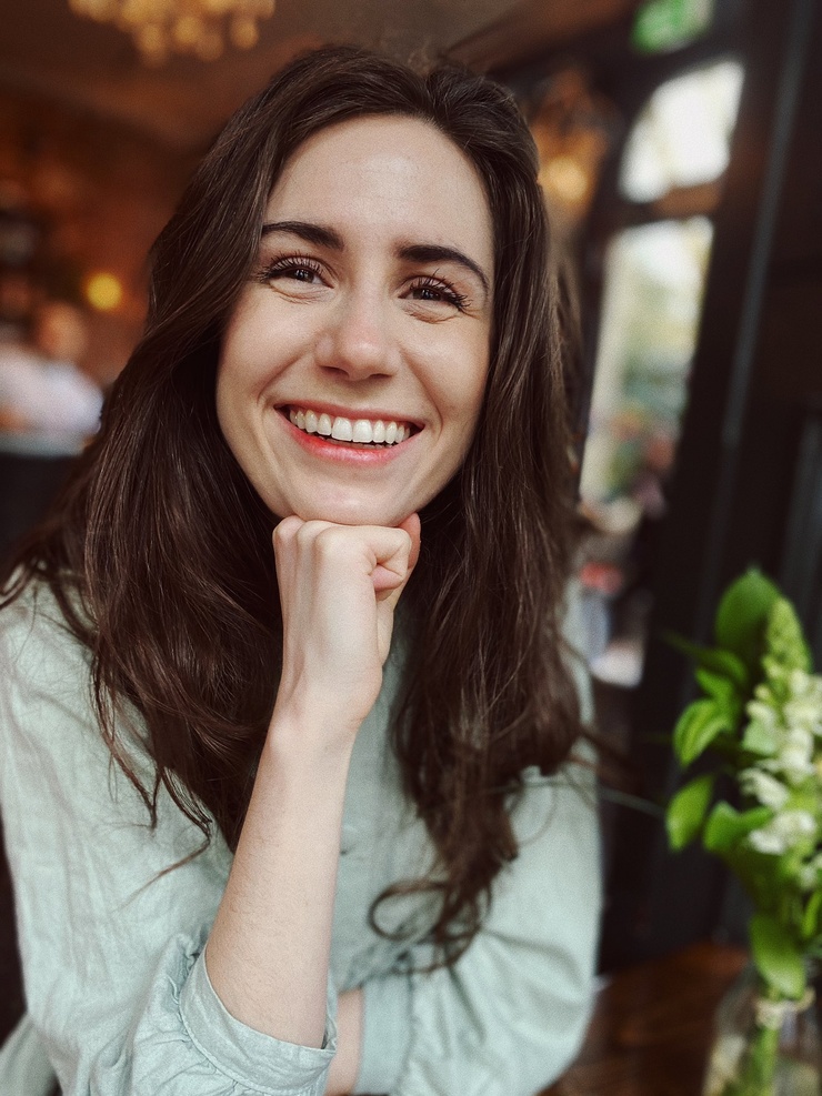 Dodie Clark