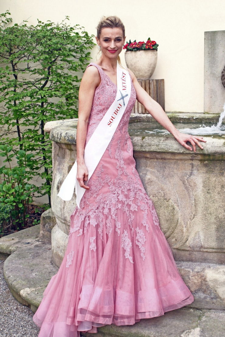Ivana Jiresová Ivana Jiresová